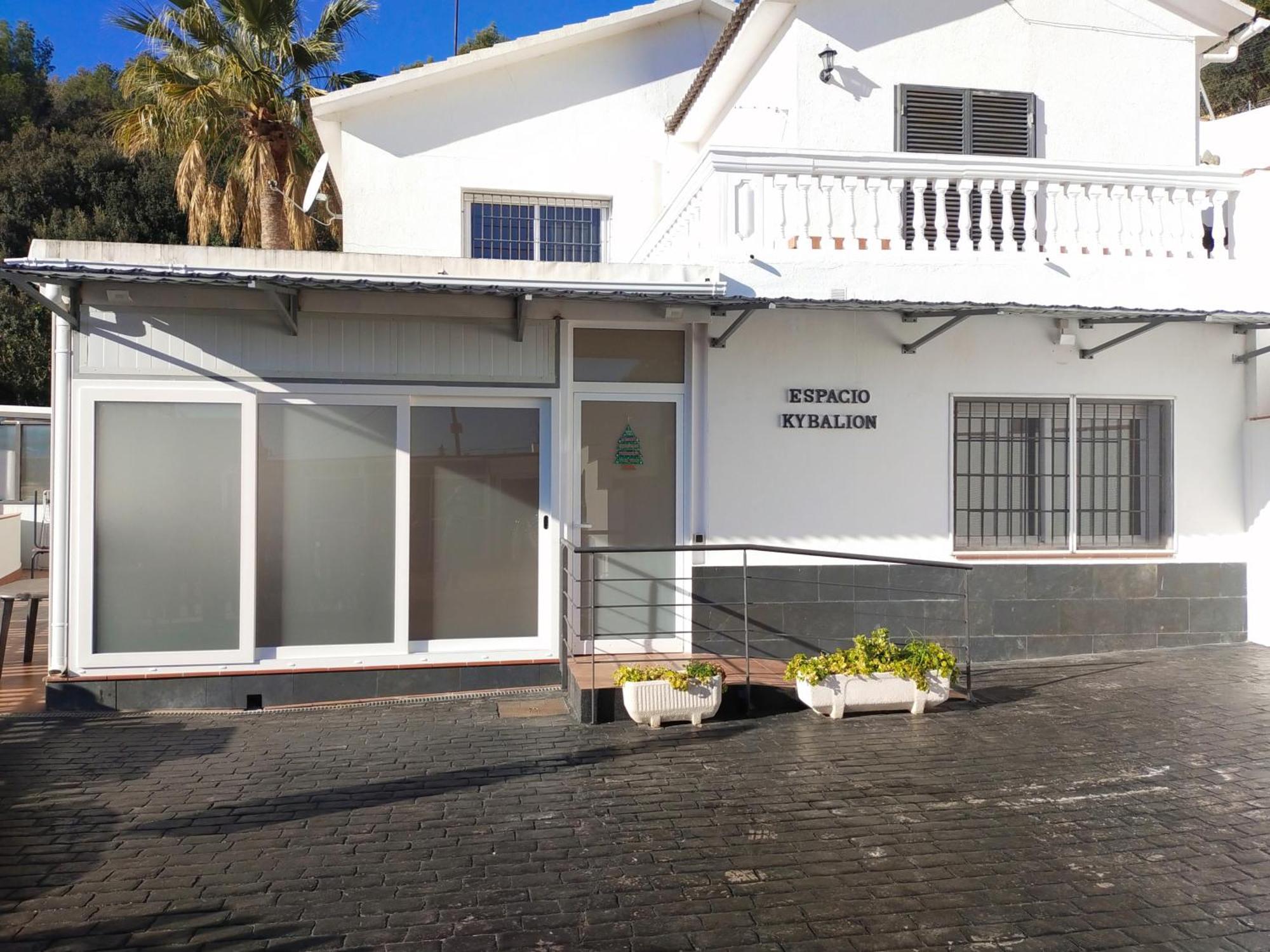 Espacio Kybalion Argentona Luaran gambar